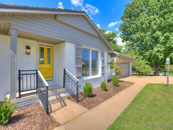 3743 E 59th Pl, Tulsa, OK 74135