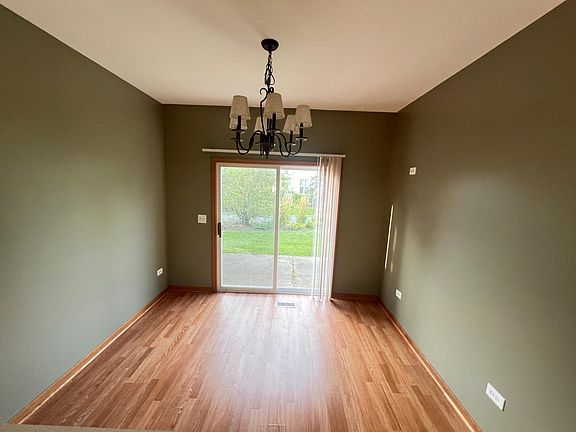 4th image of 1567 S Candlestick Way