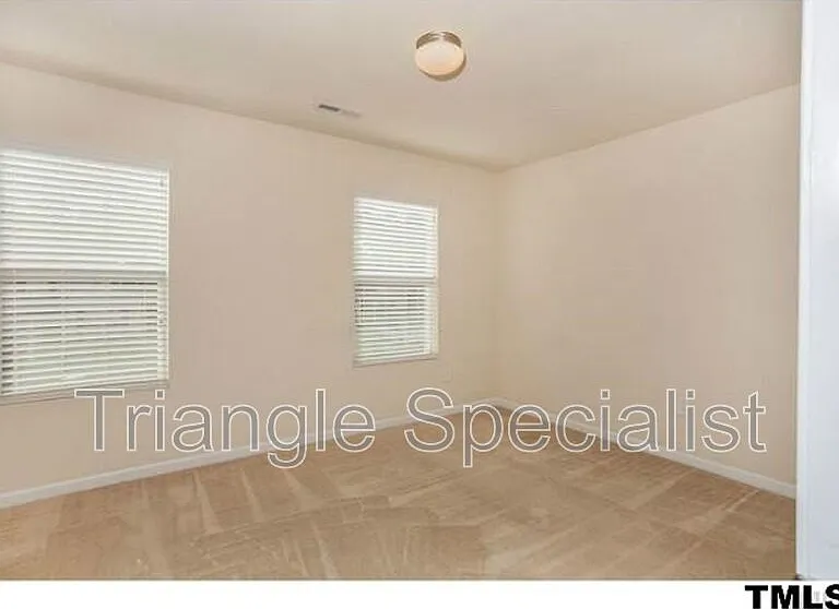 8549 Quarton Dr — Photo 9