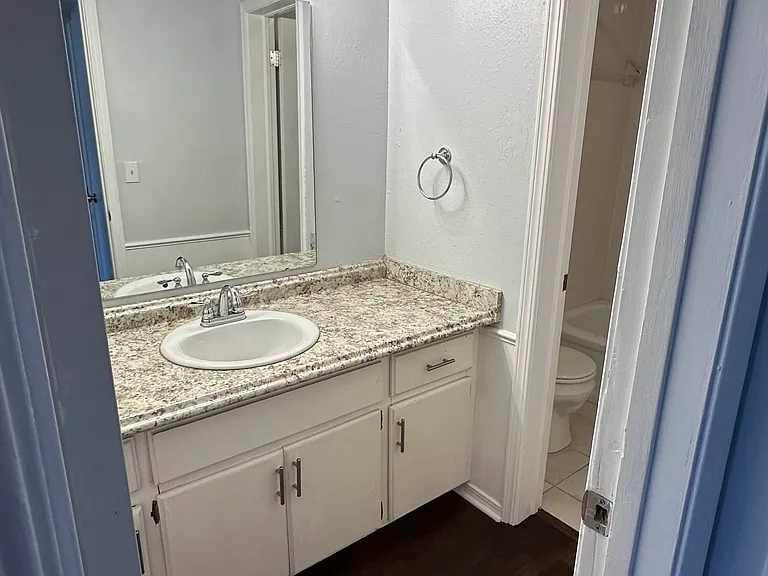 1825 E Lindsey St #2 — Photo 11
