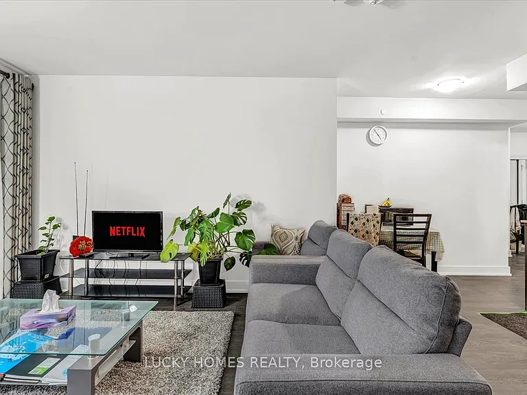 2550 Simcoe St N #317 — Photo 14