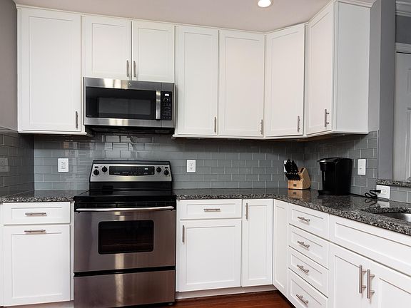 5th image of 620A N Tazewell St