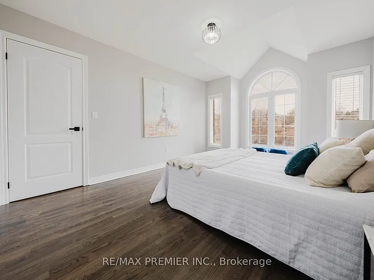 16 Saint Michele Pl #UPPER — Photo 36