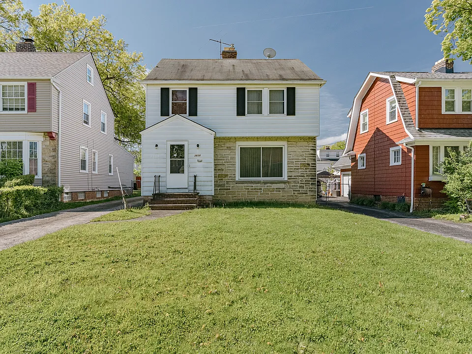 3838 Silsby Rd