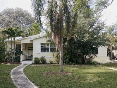 627 38th Ave NE, Saint Petersburg, FL, 33704