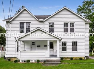 35 Adams St, Berea, OH 44017
