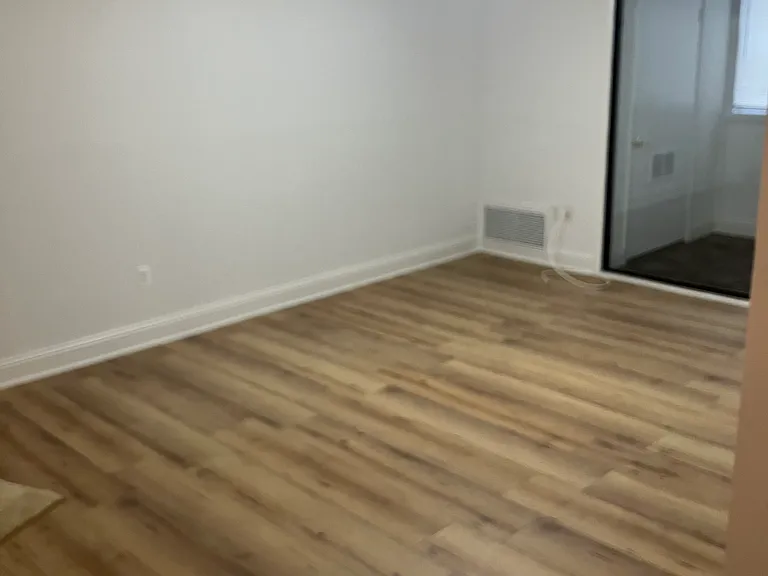 110 Royal Oak Dr #C — Photo 4