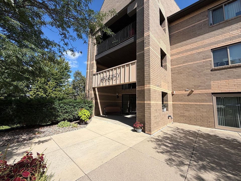 1st image of 1801 Becker Ave SE APT 306