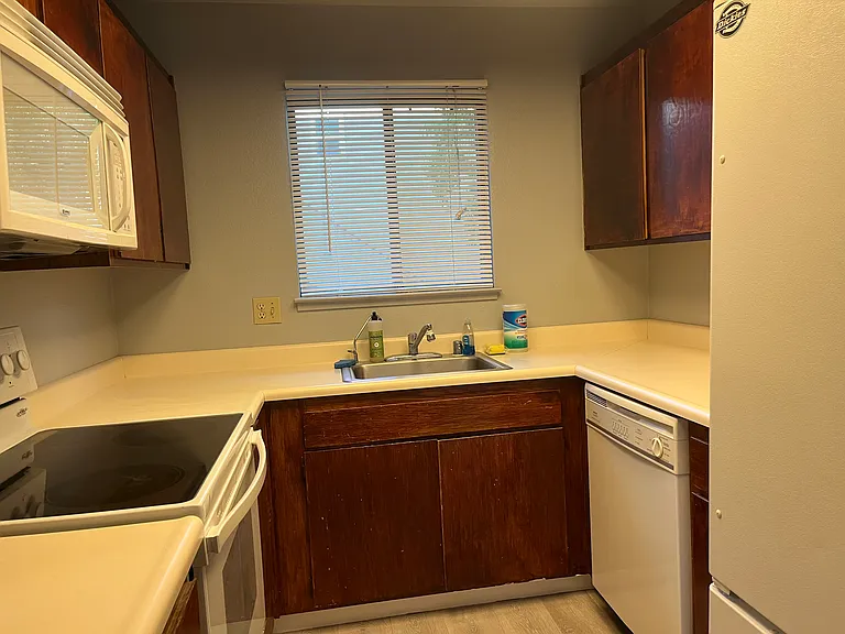 2714 Westberry Dr — Photo 9