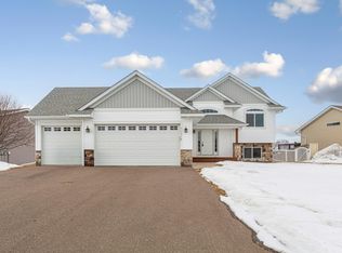 11514 Bristol Rd, Chisago City, MN 55013