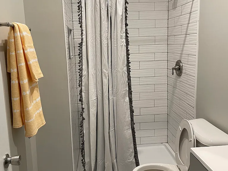 57 E Maynard Ave — Photo 7