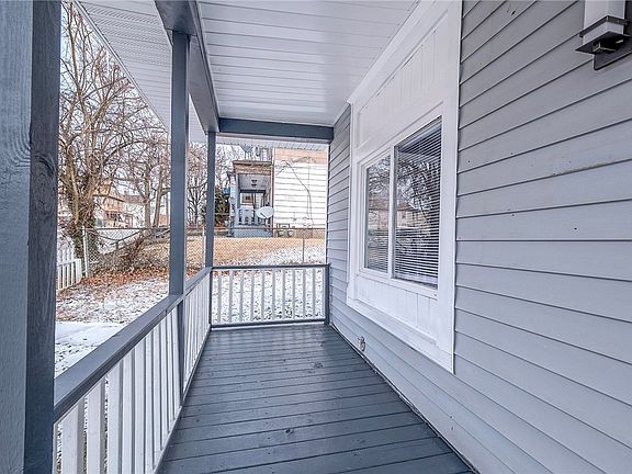 2nd image of 212 Ridge Ave