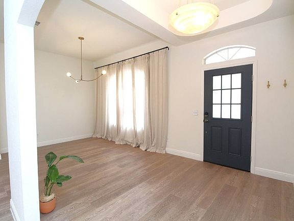 5th image of 174 Emmons Ln
