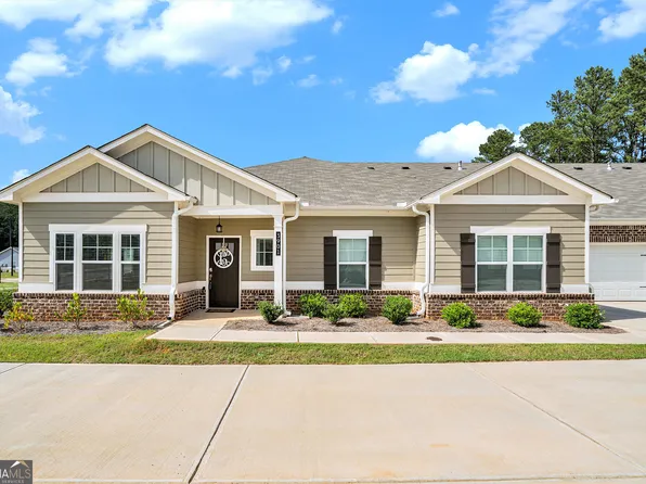 3901 Shelleydale Dr, Powder Springs, GA 30127