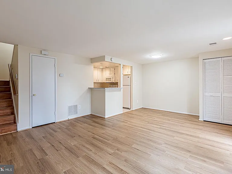 18728 Nathans Pl — Photo 8