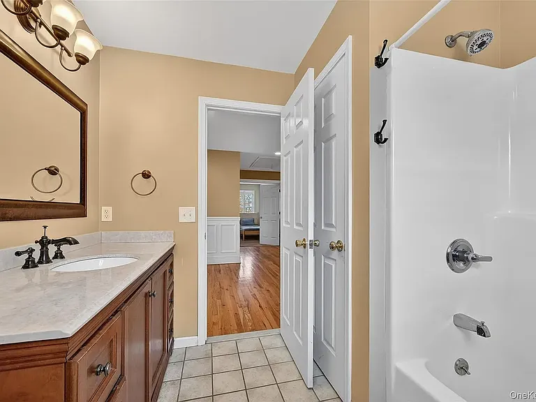 1071 Craigville Rd — Photo 27