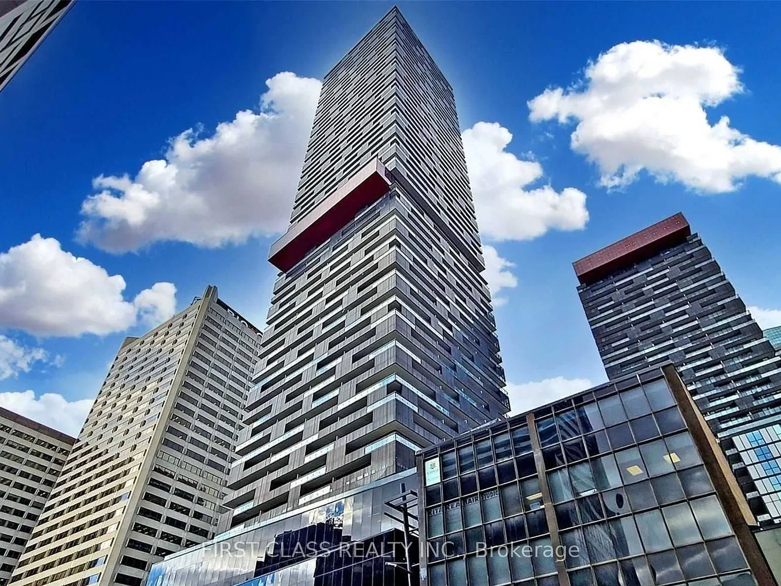 2 bed, $2,250 — Photo 1