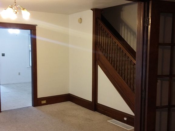 3rd image of 724 W Southern Ave