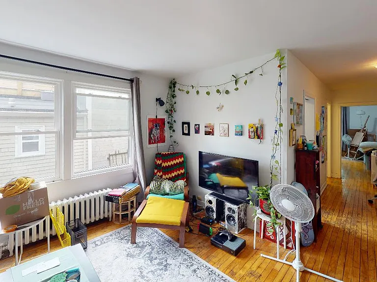 5670 Inglis St #8 — Photo 12