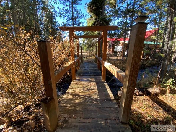 4086 Winchester Rd, Island Park, ID 83429