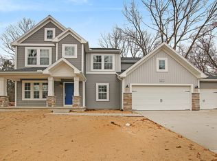 18670 Leonard Ct, New Buffalo, MI 49117