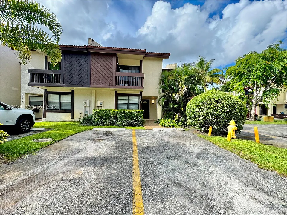 3840 SW 52nd Ave #3840