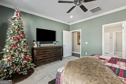104 Pomegranate St — Photo 33