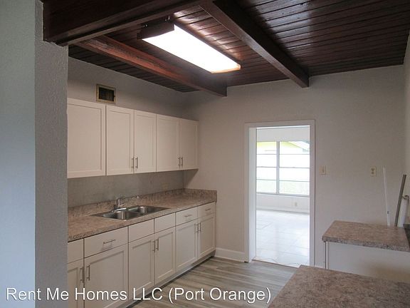 4th image of 356 Elsie Ave