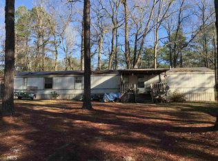 45 Valley Brook Dr, Hogansville, GA 30230