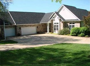 1485 Cedar Tree Ct NE, Swisher, IA 52338