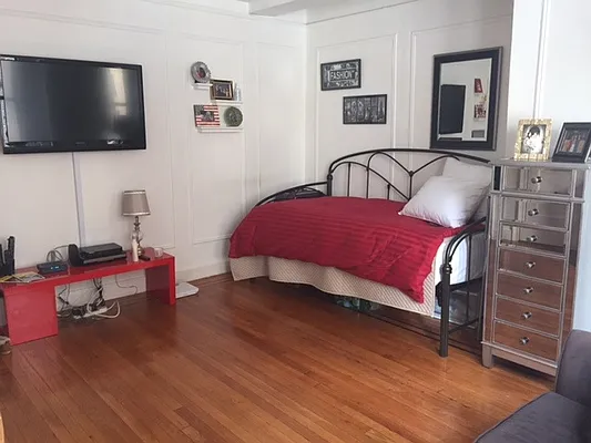 Rented by Pink Stone Realty LLC | media 21