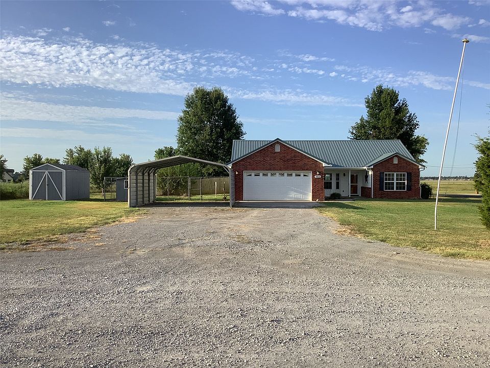 1st image of 983 W 462nd