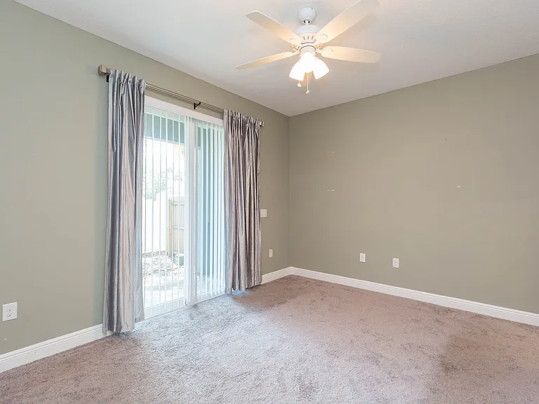 1005 New York Ave — Photo 18