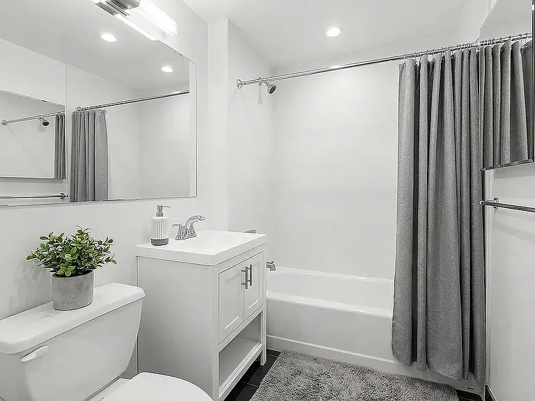 1955 1st Ave #620 — Photo 5
