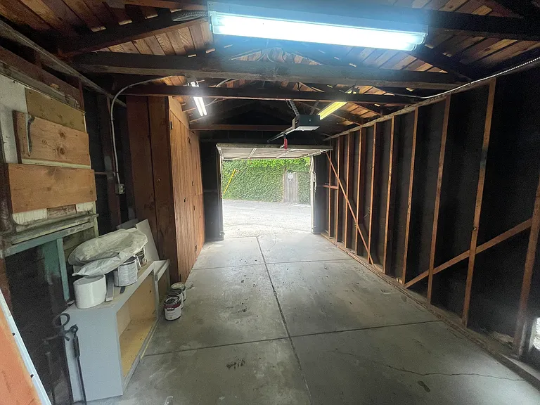 11710 Pearl St — Photo 16