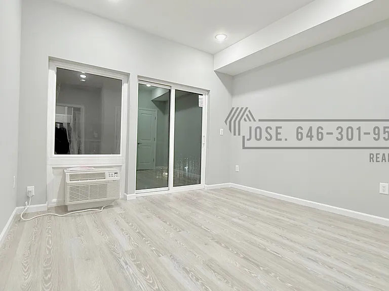 126 Governor St #112 — Photo 4