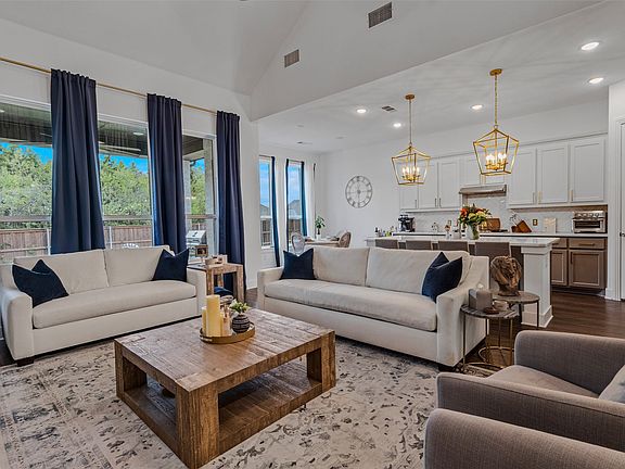 4th image of 1868 Moscatel Ln