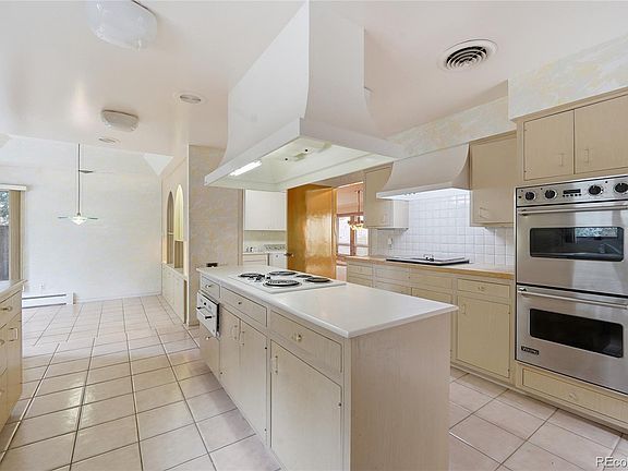 3rd image of 5761 E Nassau Place