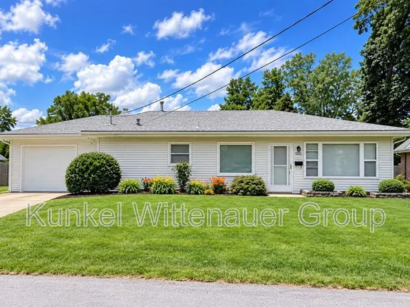 1211 E C St, Belleville, IL 62221