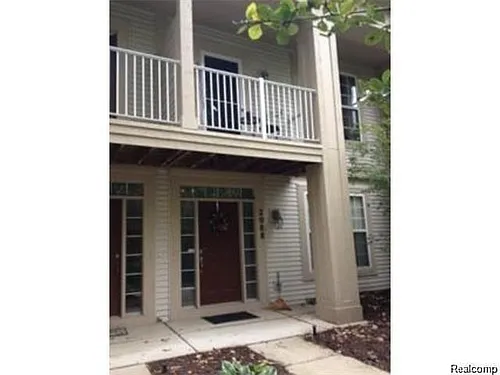 2088 Arcadia Dr Photo 1
