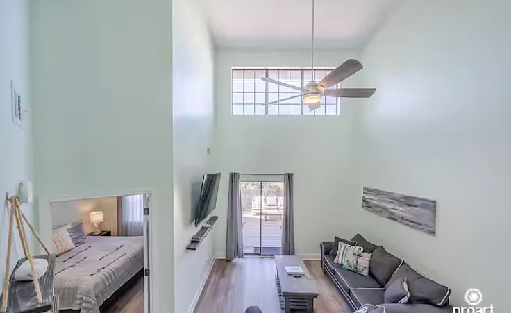 2 bed, 1500 sqft, $2,300 — Photo 3