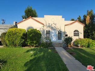 148 N Le Doux Rd, Beverly Hills, CA 90211