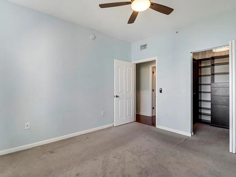 9212 Myrtlewood Cir W — Photo 28