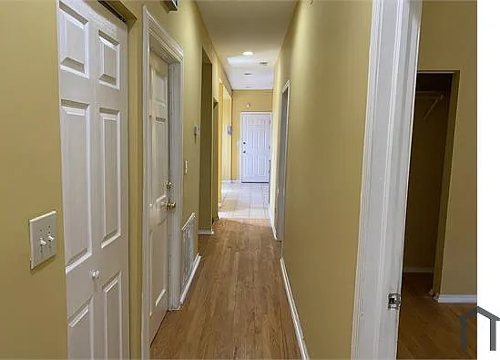 3 bed, 1200 sqft, $1,700 — Photo 4
