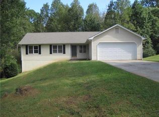 4753 Countryside Dr, Flowery Branch, GA 30542