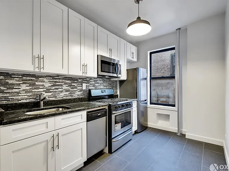 48 Saint Nicholas Pl #53 — Photo 4