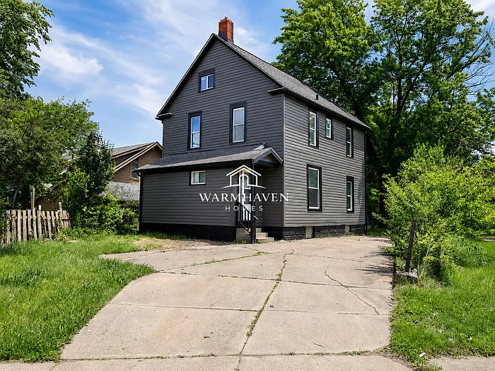 1206 Diagonal Rd — Photo 1