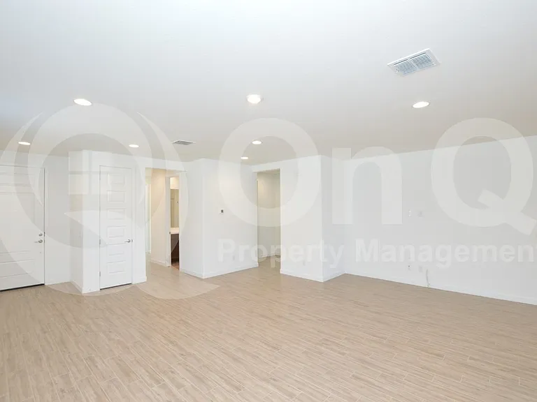 9332 W Glenrosa Ave — Photo 7