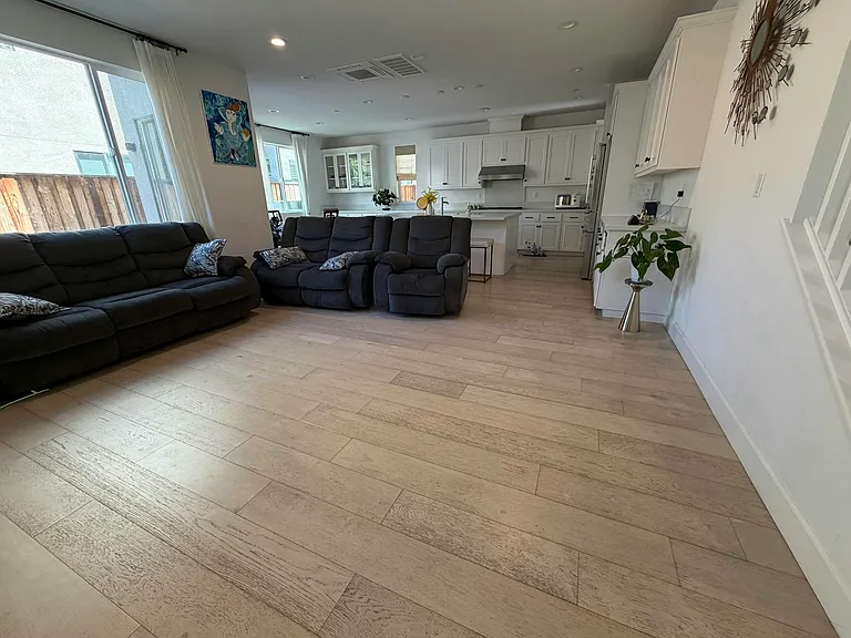 5889 Abbott St — Photo 3