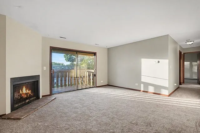 2 bed, 952 sqft, $1,750 — Photo 2